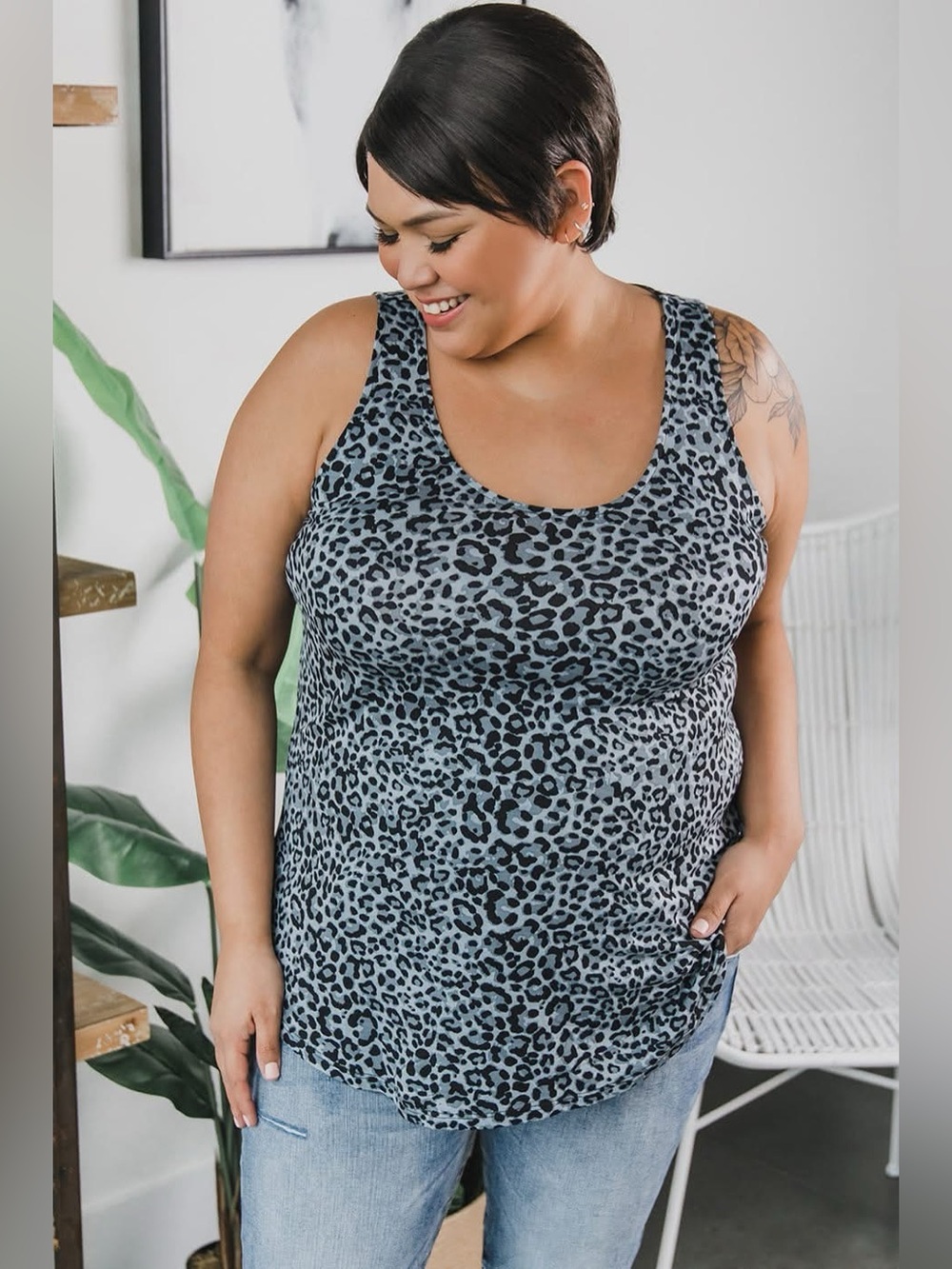 Easy Choice Leo Tank (NWT) 🍒 Grey Leopard 🐆 Size Small